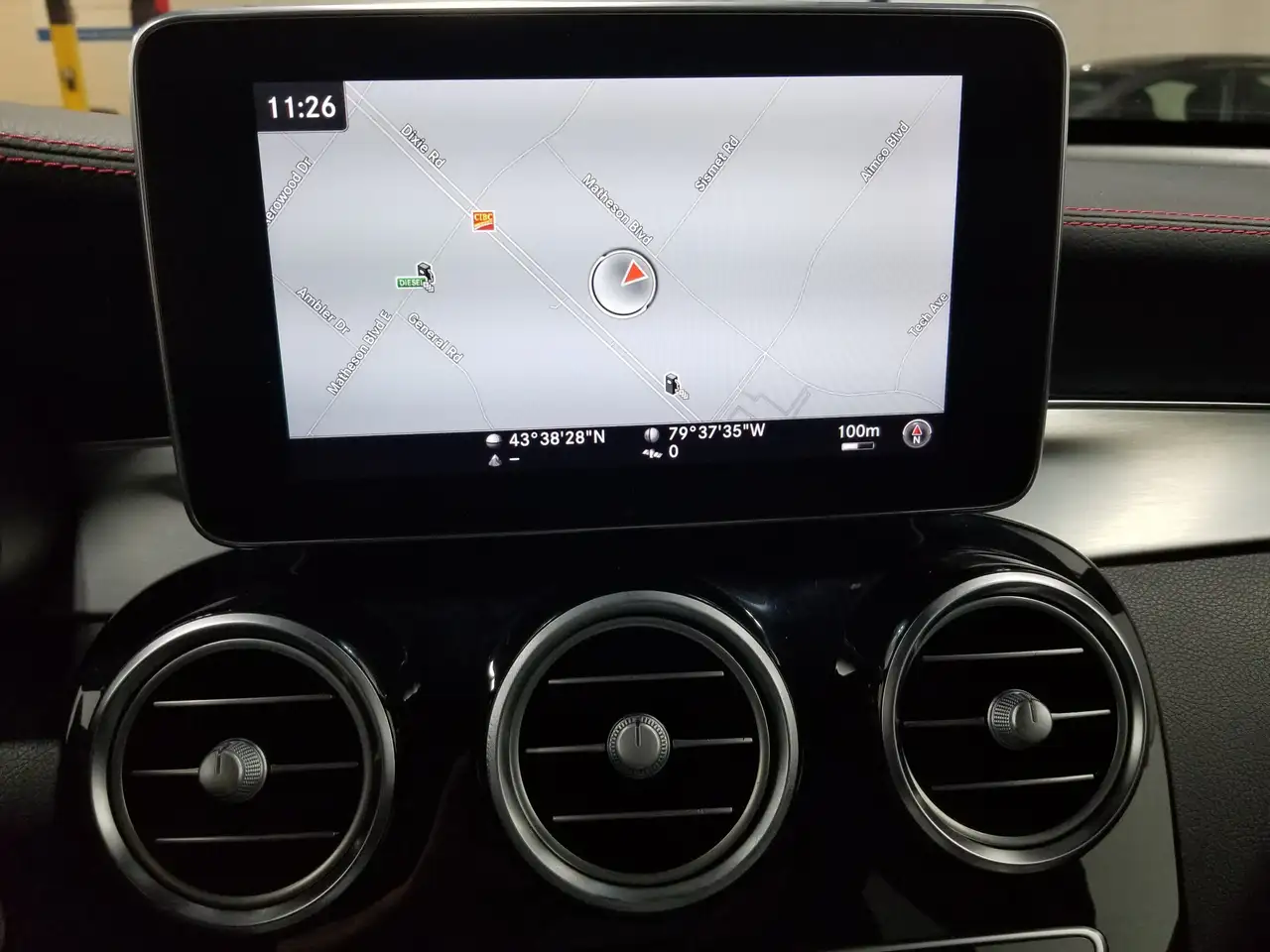 Mercedes-Benz GLC снимка Mercedes-Benz GLC