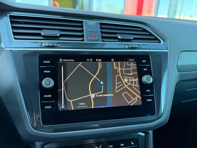 Volkswagen Tiguan view 20