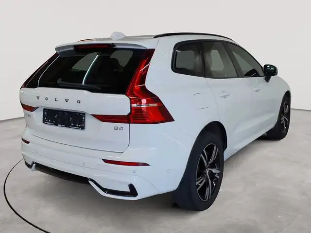 Volvo XC60 view 4