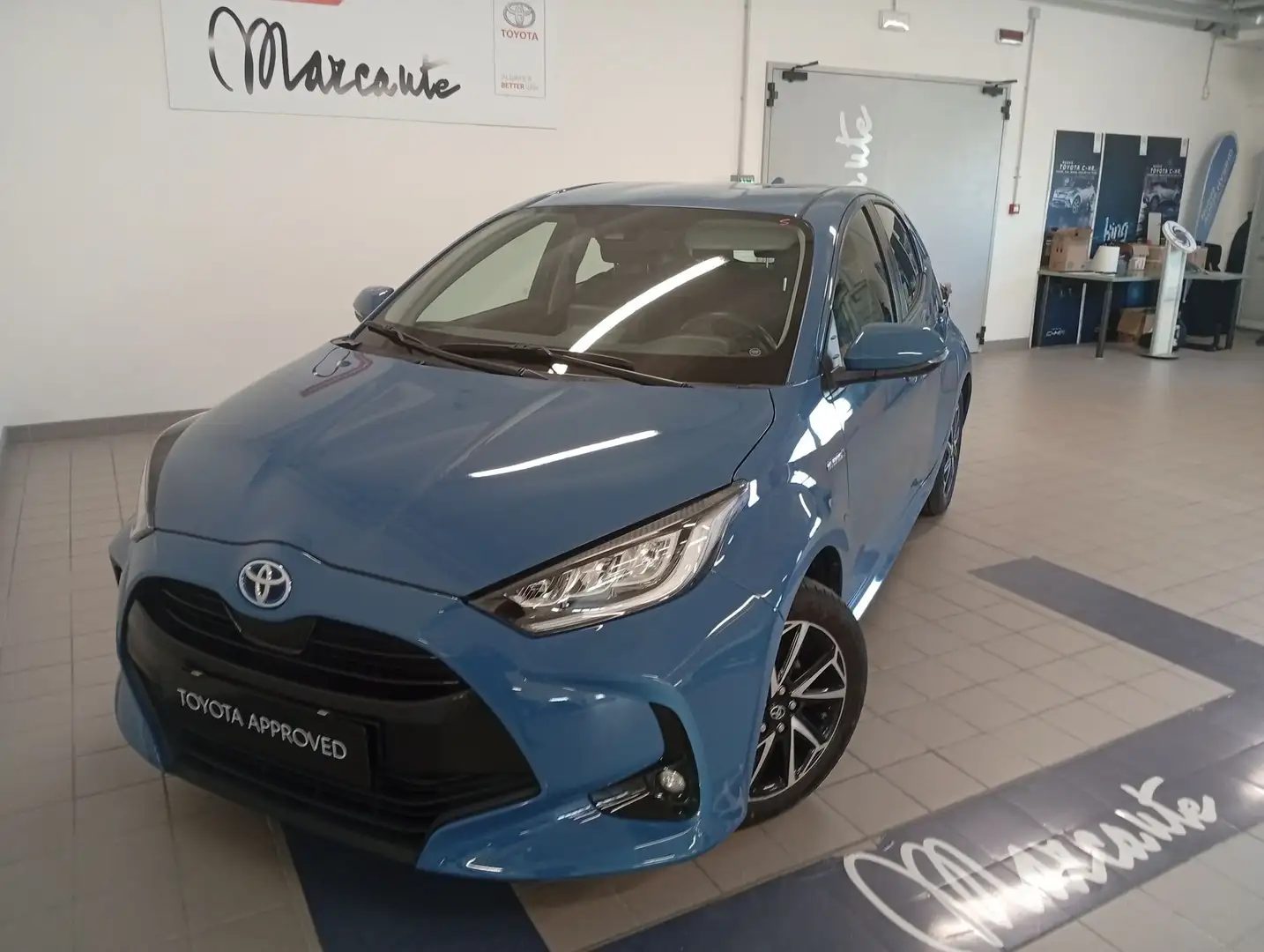 Toyota Yaris Yaris 1.5 Hybrid 5 porte Trend Blau - 1