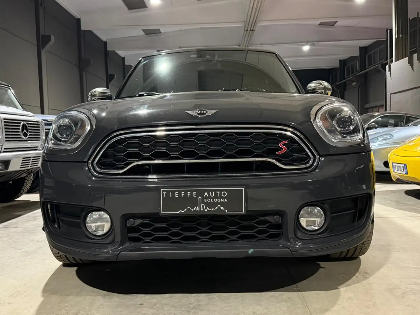 MINI Cooper SD Countryman 2.0 Hype ALL4 Grigio - 2
