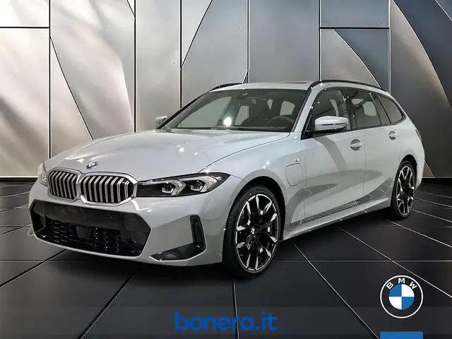 BMW 330 e Touring Hybrid Edition auto