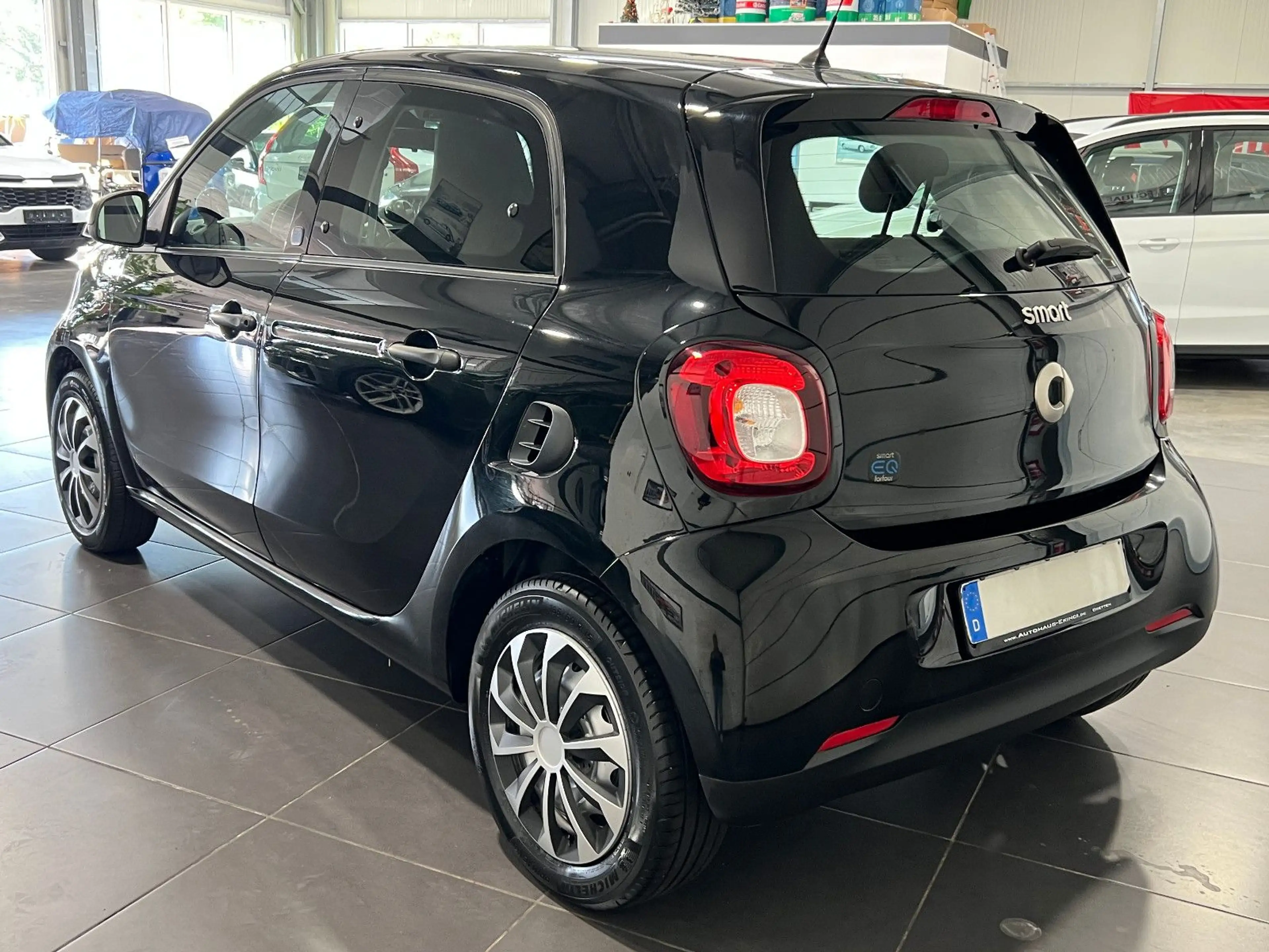 smart forFour EQ Automatik **SHZ*Klima*Tempomat** — photo 2