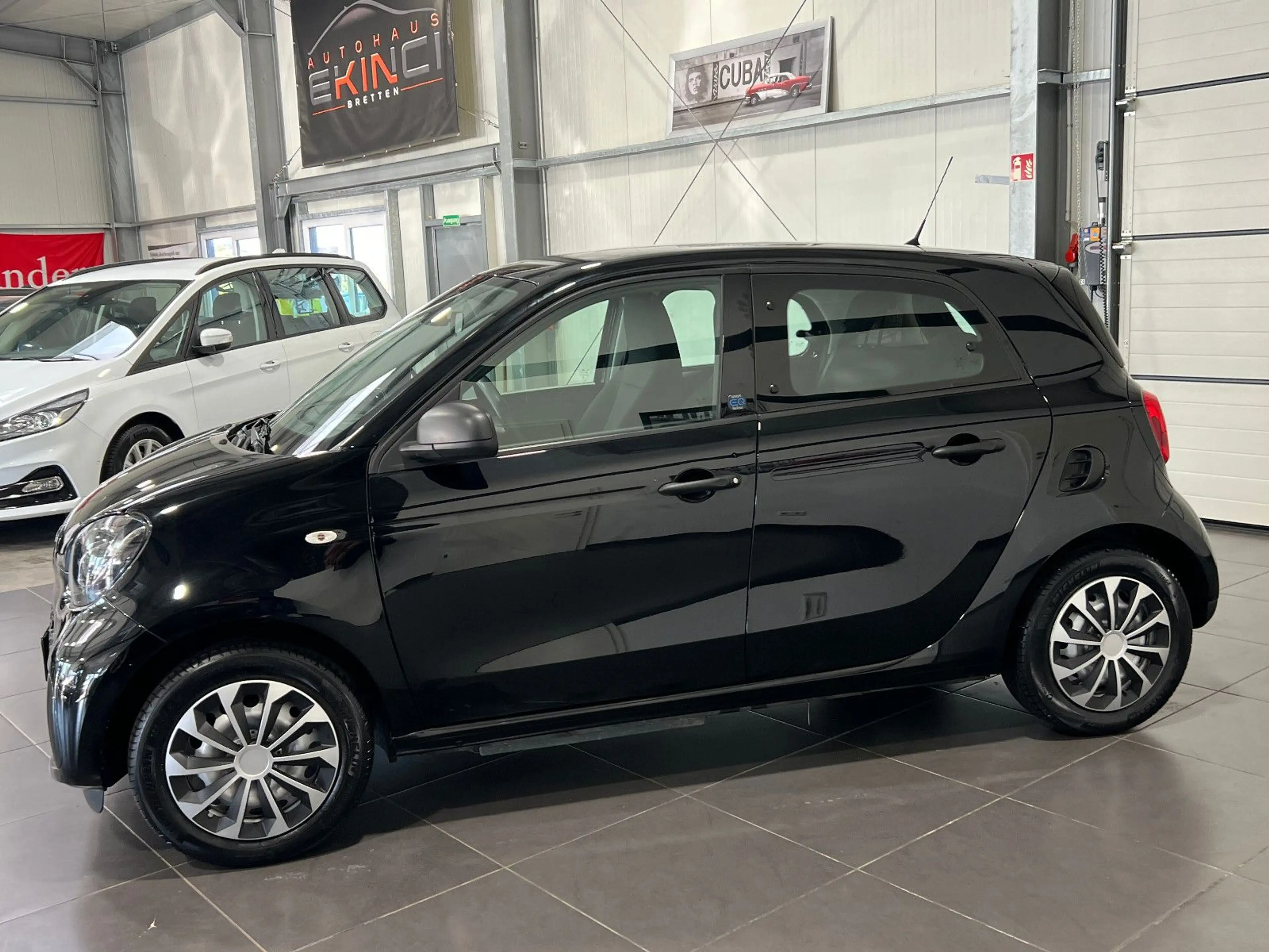 smart forFour EQ Automatik **SHZ*Klima*Tempomat** — photo 3