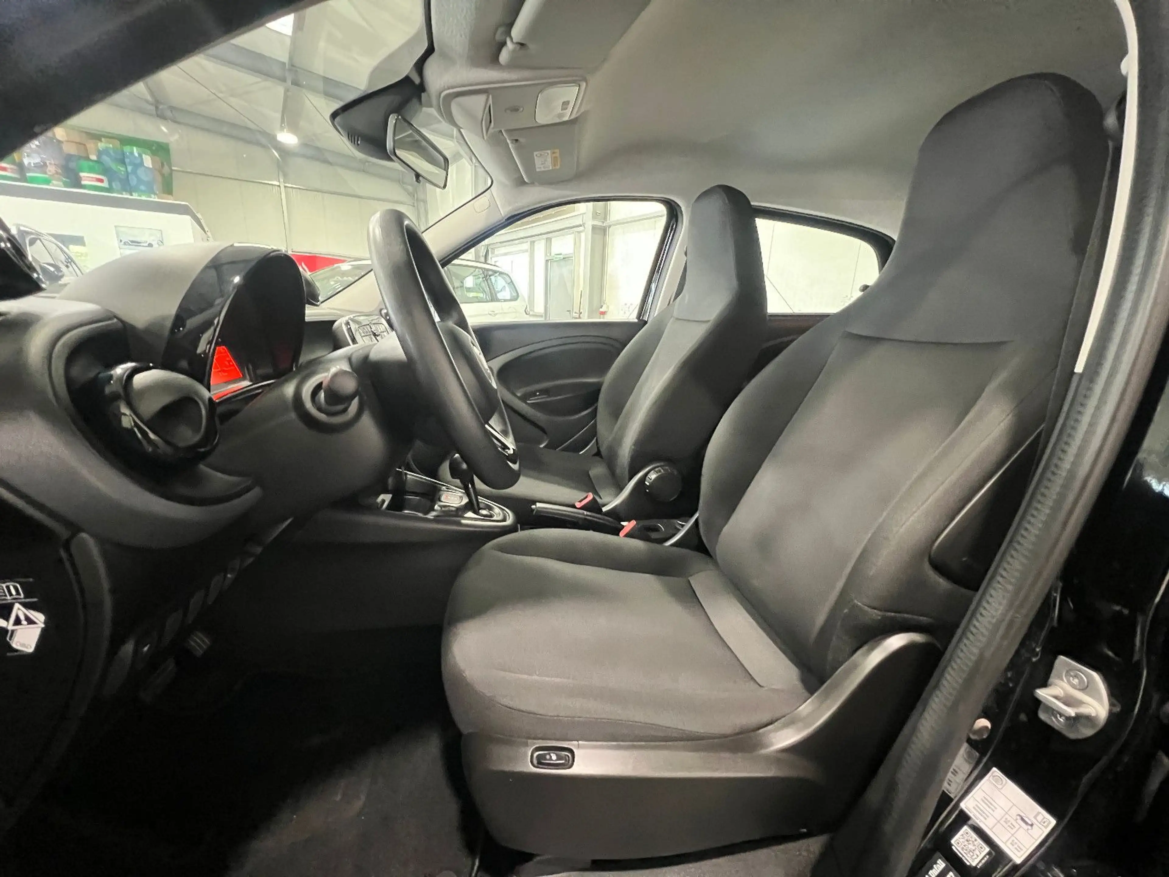 smart forFour EQ Automatik **SHZ*Klima*Tempomat** — photo 12
