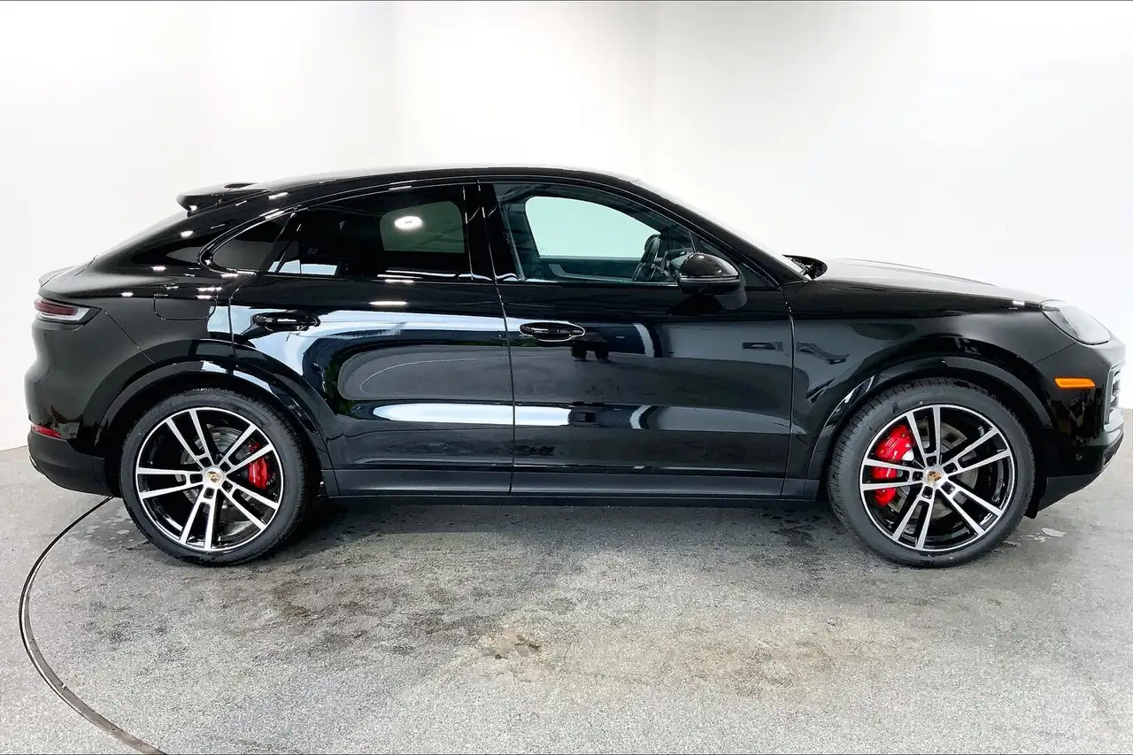 Porsche Cayenne снимка Porsche Cayenne