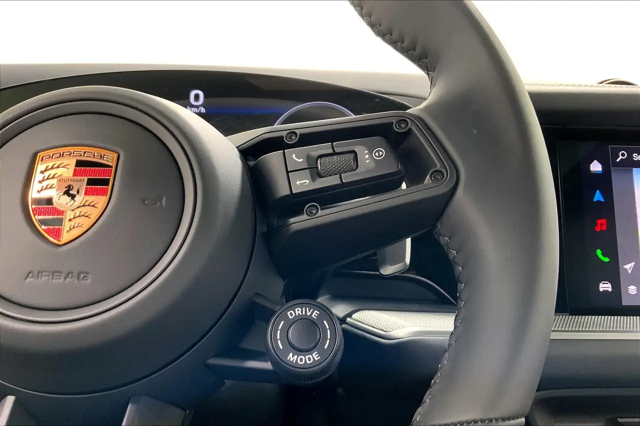 Porsche Cayenne снимка Porsche Cayenne
