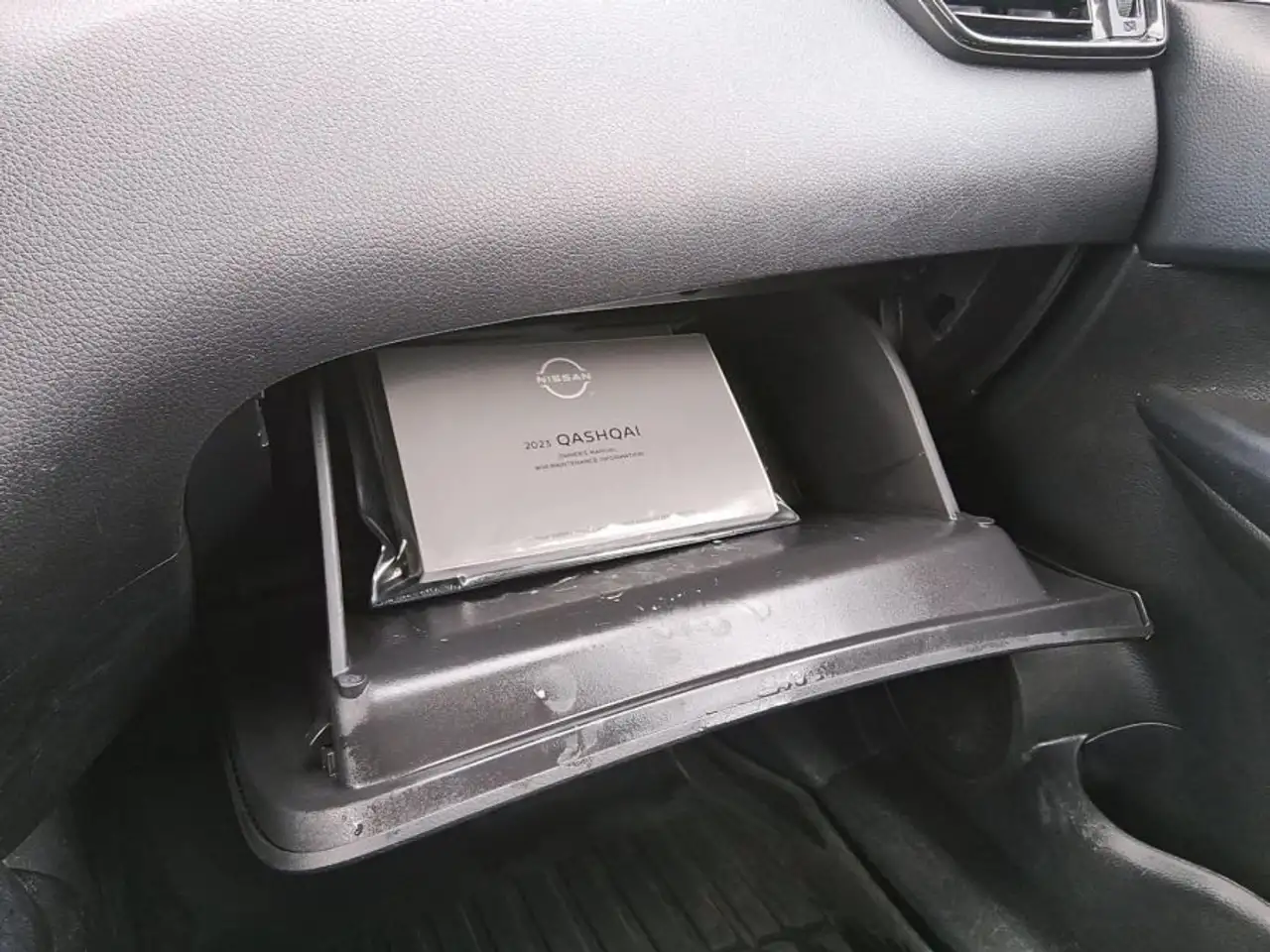 Nissan Qashqai снимка Nissan Qashqai