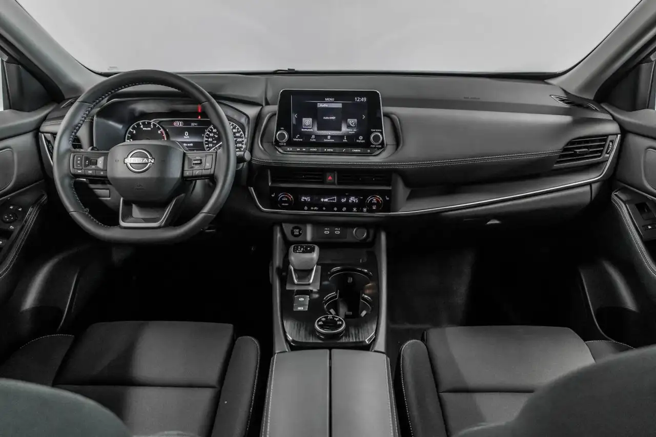 Nissan Rogue снимка Nissan Rogue