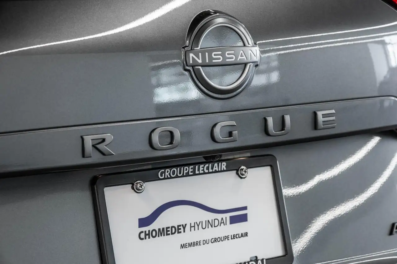 Nissan Rogue снимка Nissan Rogue