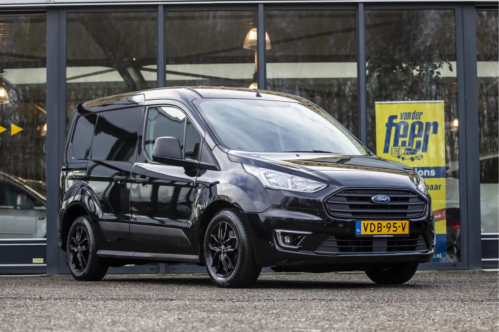 Ford Transit Connect 1.5 EcoBlue L1 Trend EX.BTW Zwart - 1