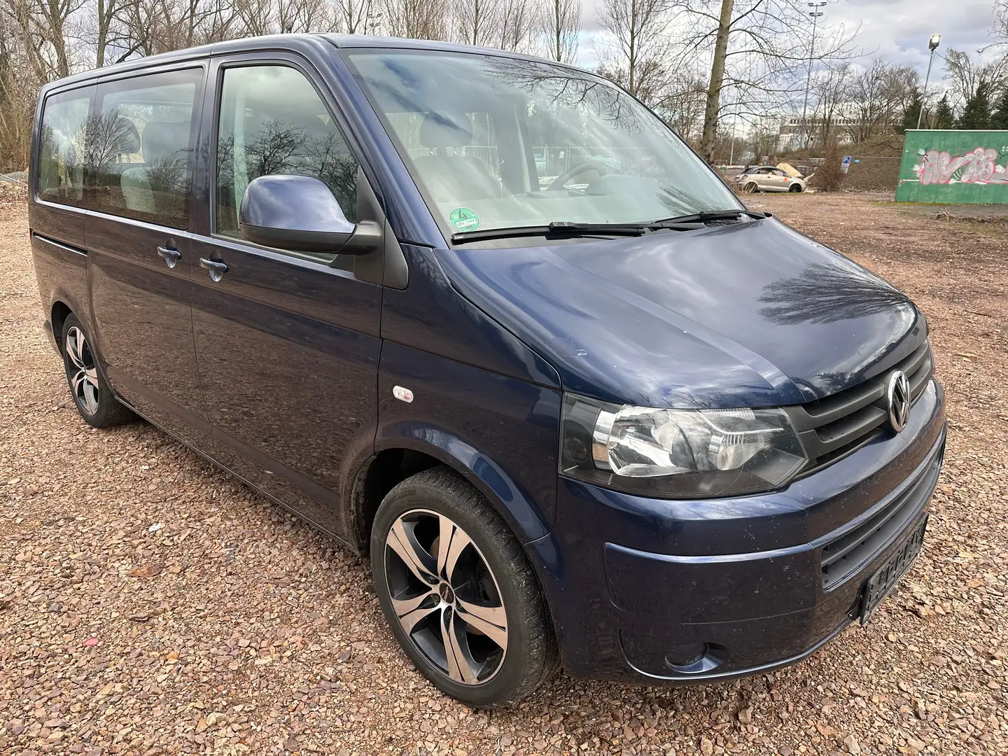 Volkswagen T5 Caravelle 2,0 TDI 140 PS 9 PLÄTZE KLIMA STANDHEIZUNG ALU Blau - 1