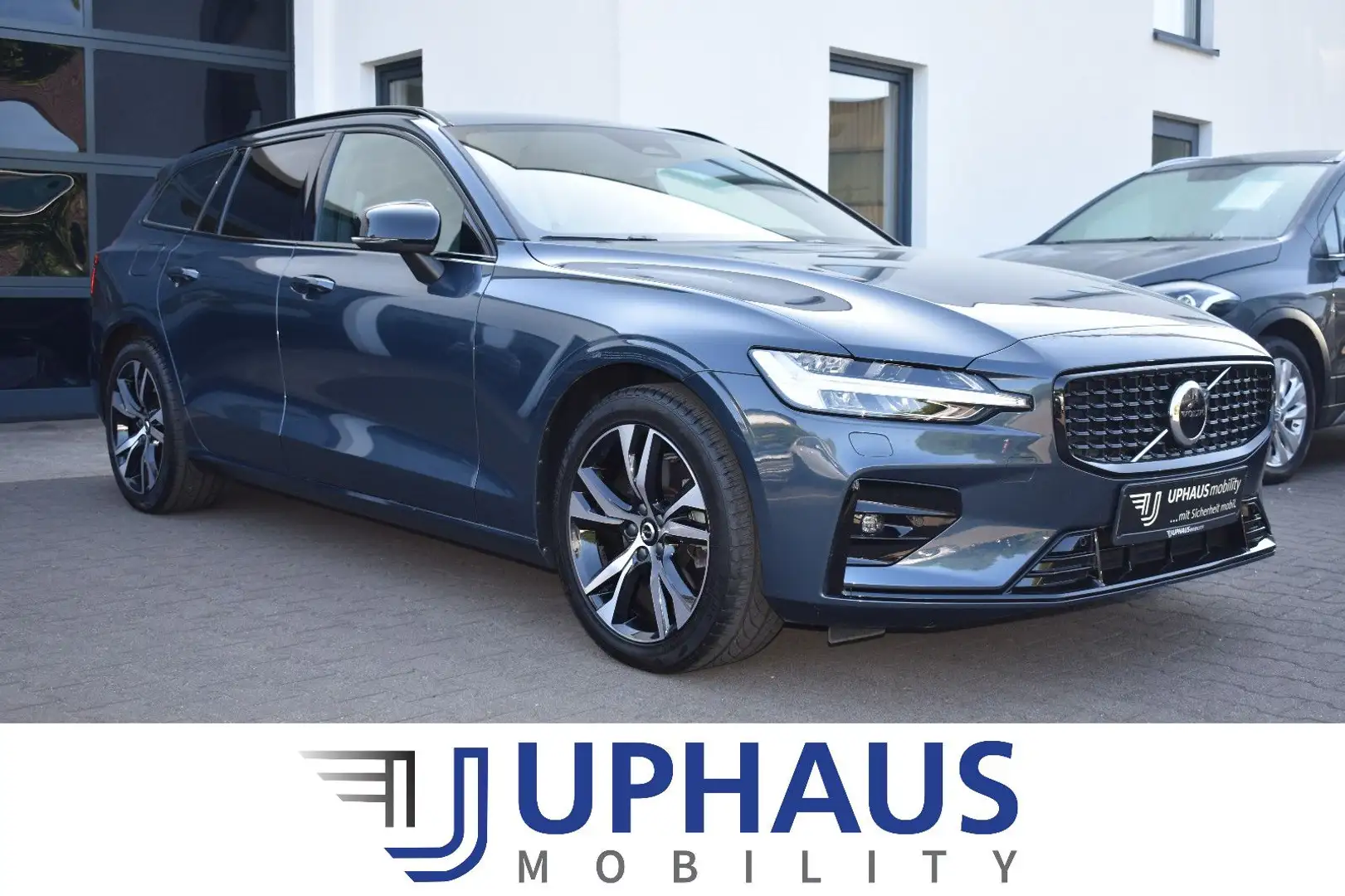 Volvo V60 Kombi B4 D Mild HybrPlus Dark*LED*Navi*Leder Blau - 1