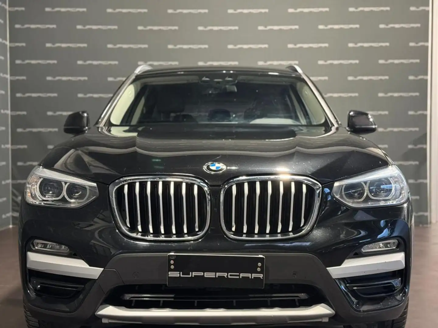 BMW X3 xDrive20d xLine Noir - 2