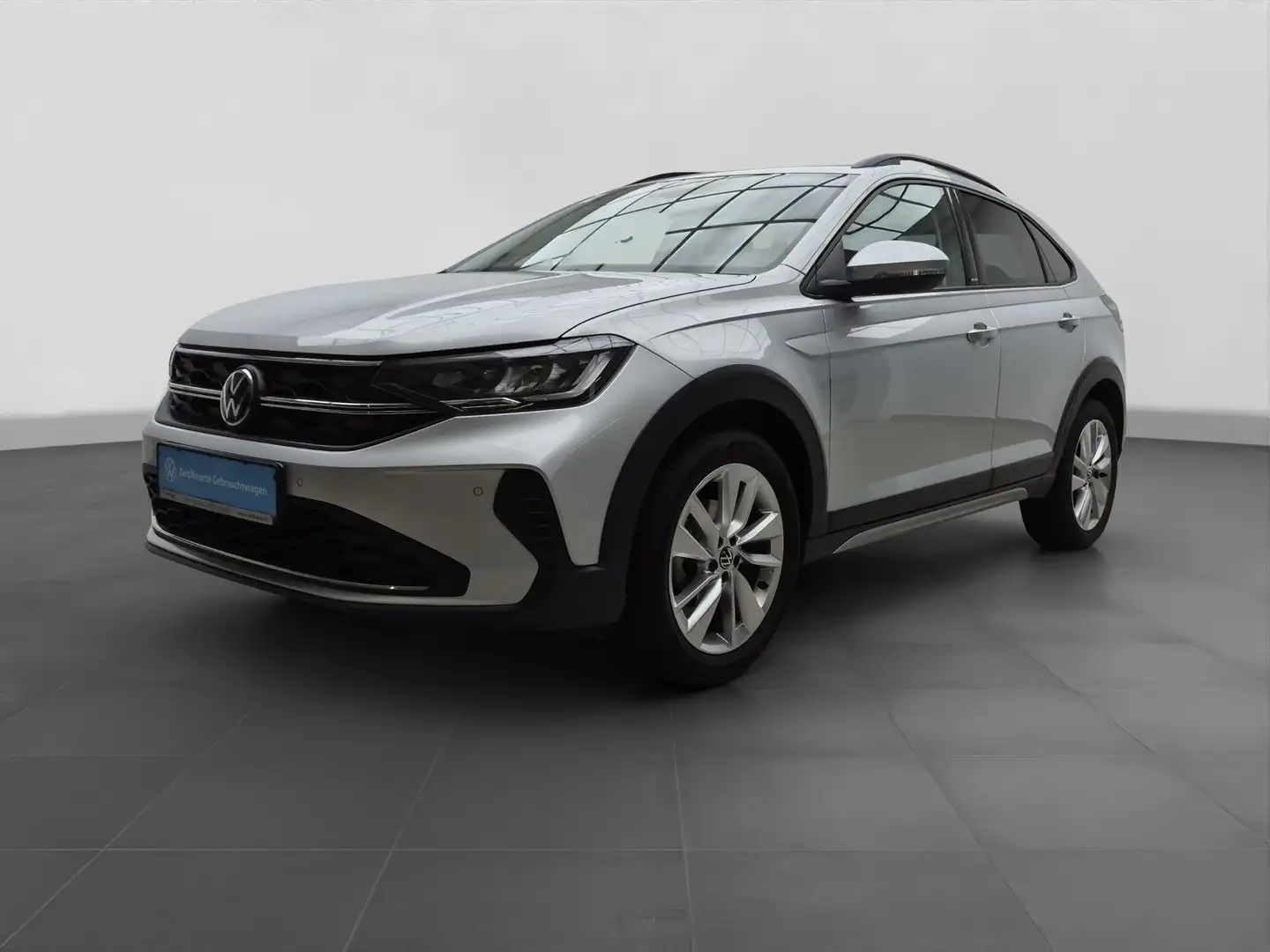 Volkswagen Taigo 1.5 TSI DSG MOVE LM17 NAVI KAMERA ACC Silber - 2