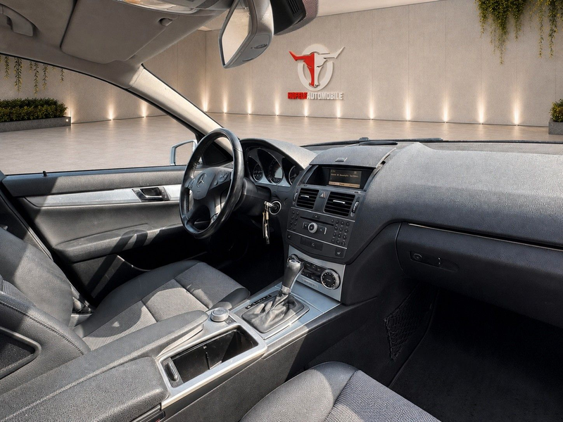 Mercedes-Benz C 200 T-Modell**TEMPO/SHZ/KLIMA/AHK** — photo 11