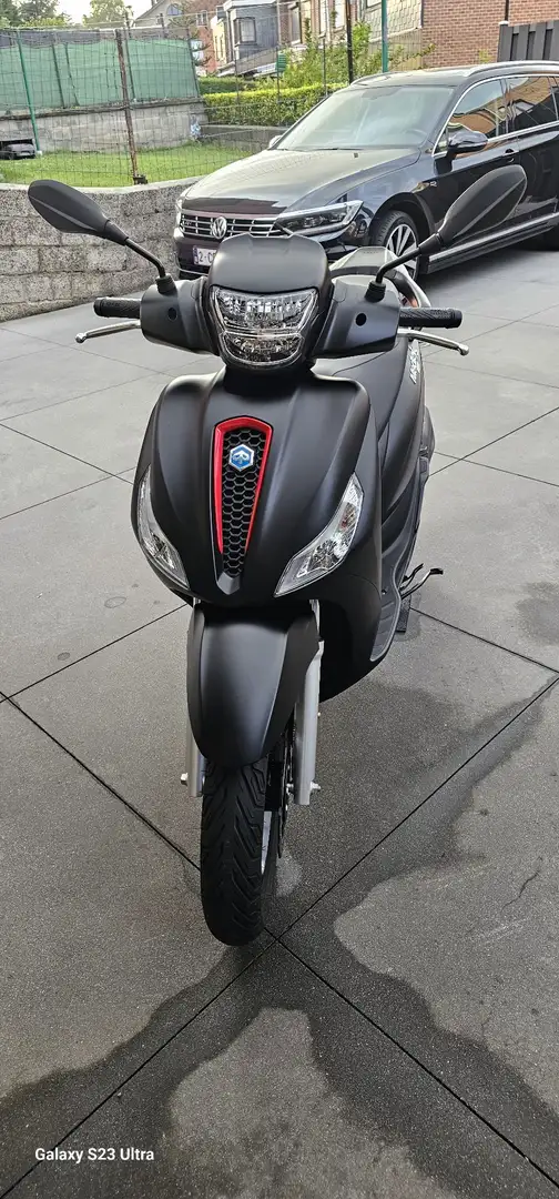 Piaggio Medley 125 Fekete - 1