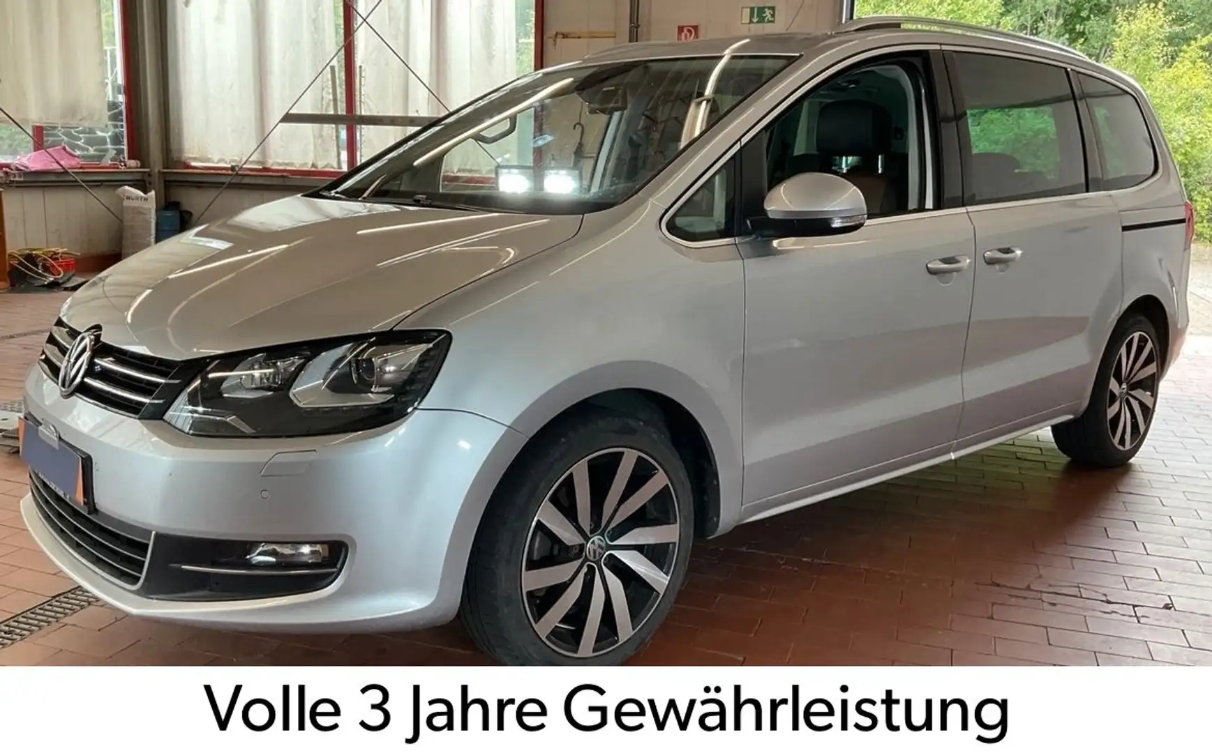 Volkswagen Sharan SHARAN HIGHLINE-7SITZER-NAVI-AUTOMA-PANO-KAMERA Argent - 1