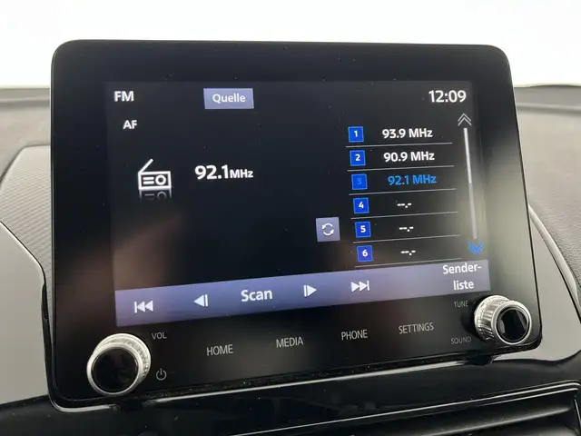 Mitsubishi Eclipse Cross view 16