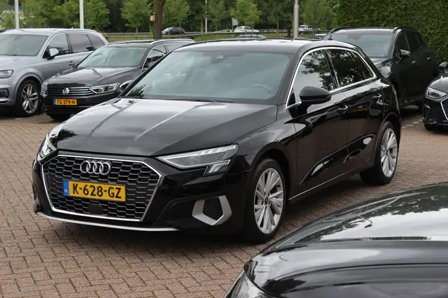 Audi A3 view 6