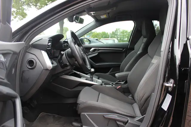 Audi A3 view 10