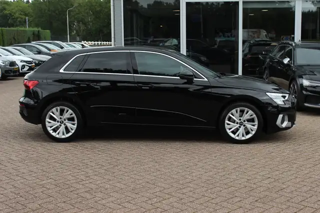 Audi A3 view 5