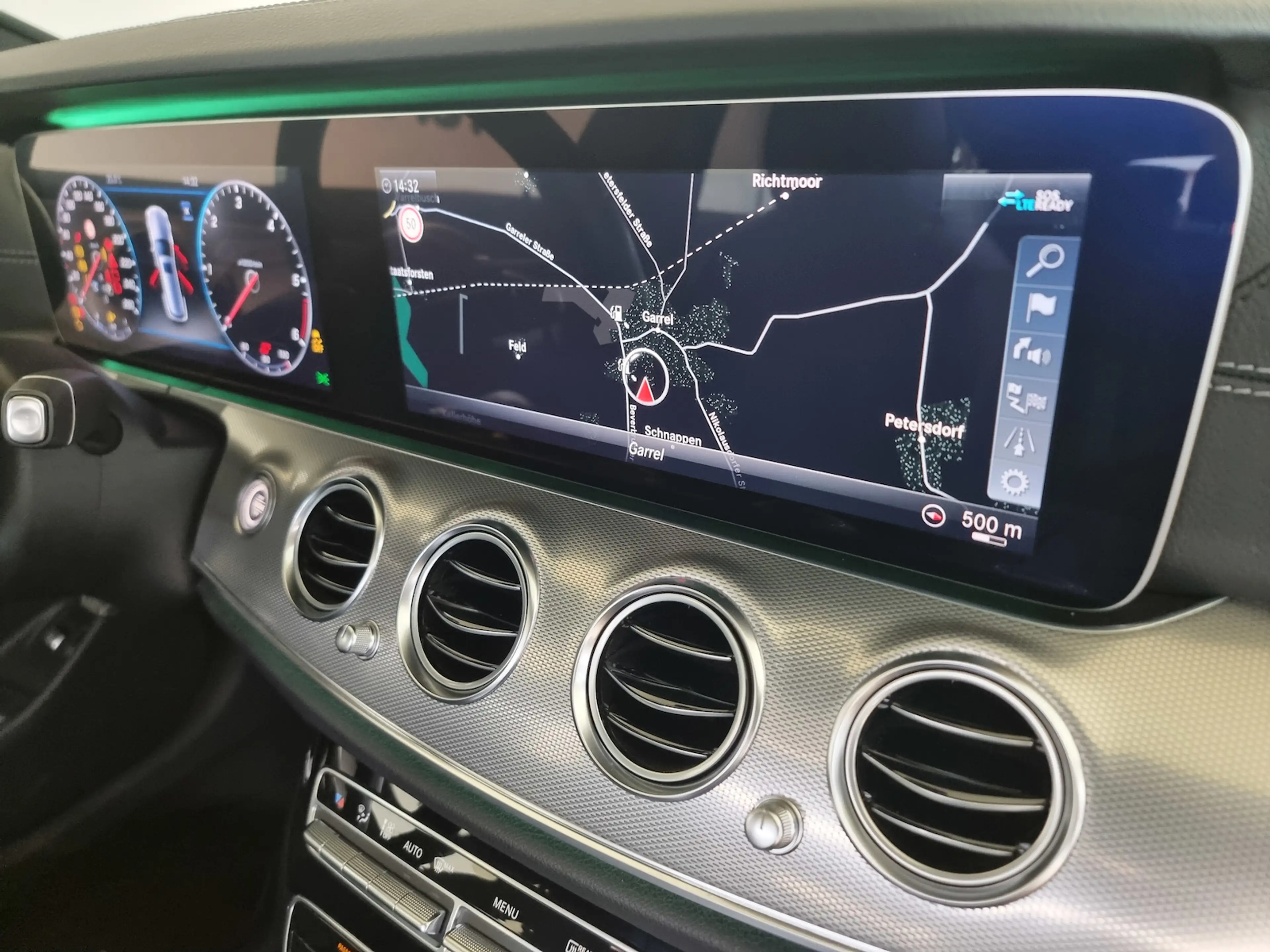 Mercedes-Benz E 350 d AMG-Line LED AHK GSD Navi Spur Kamera — photo 14