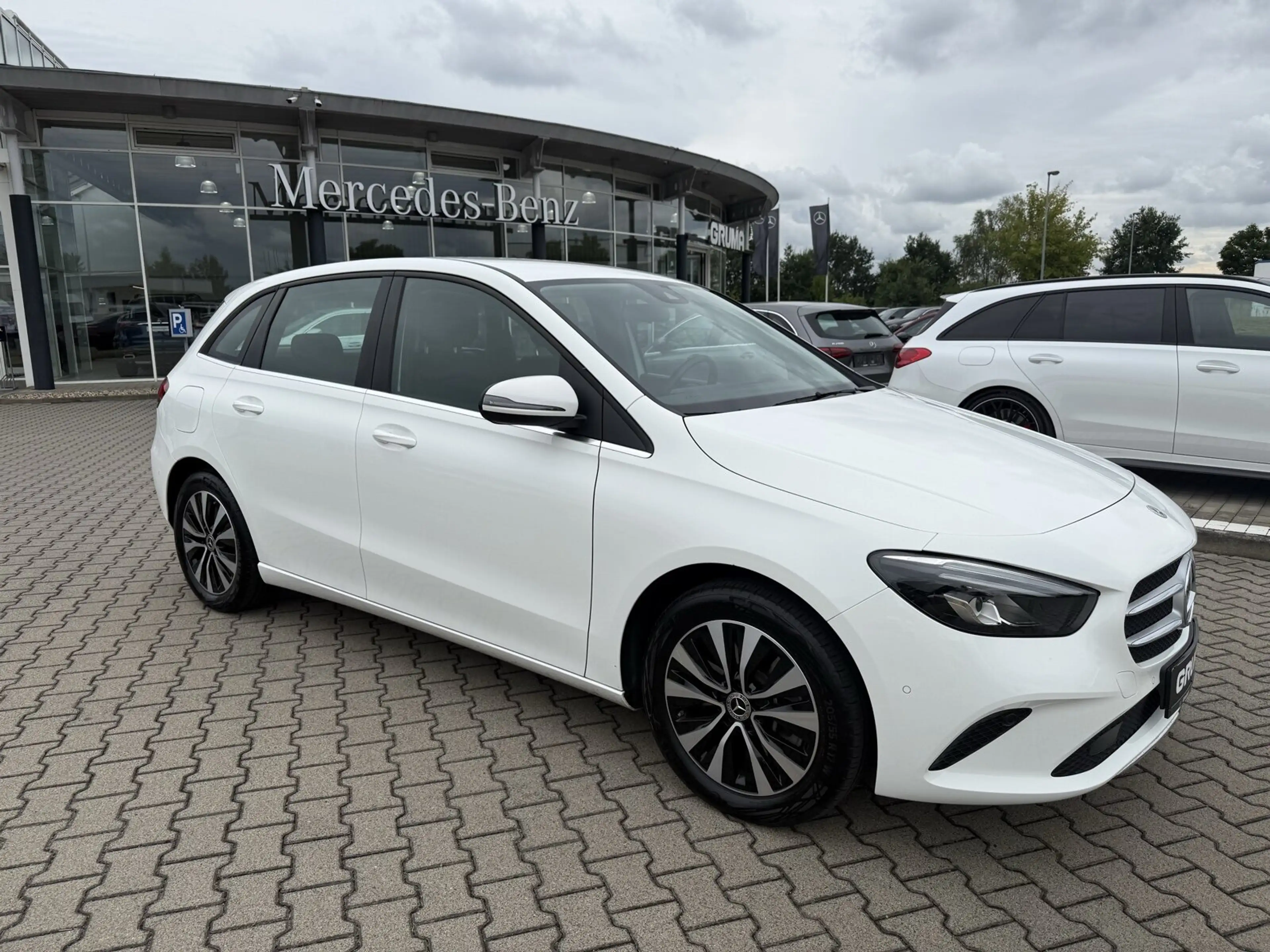 Mercedes-Benz B 250 B 250 e Style/Navi/Autom./Klima/LED/Park-Assist. — photo 3