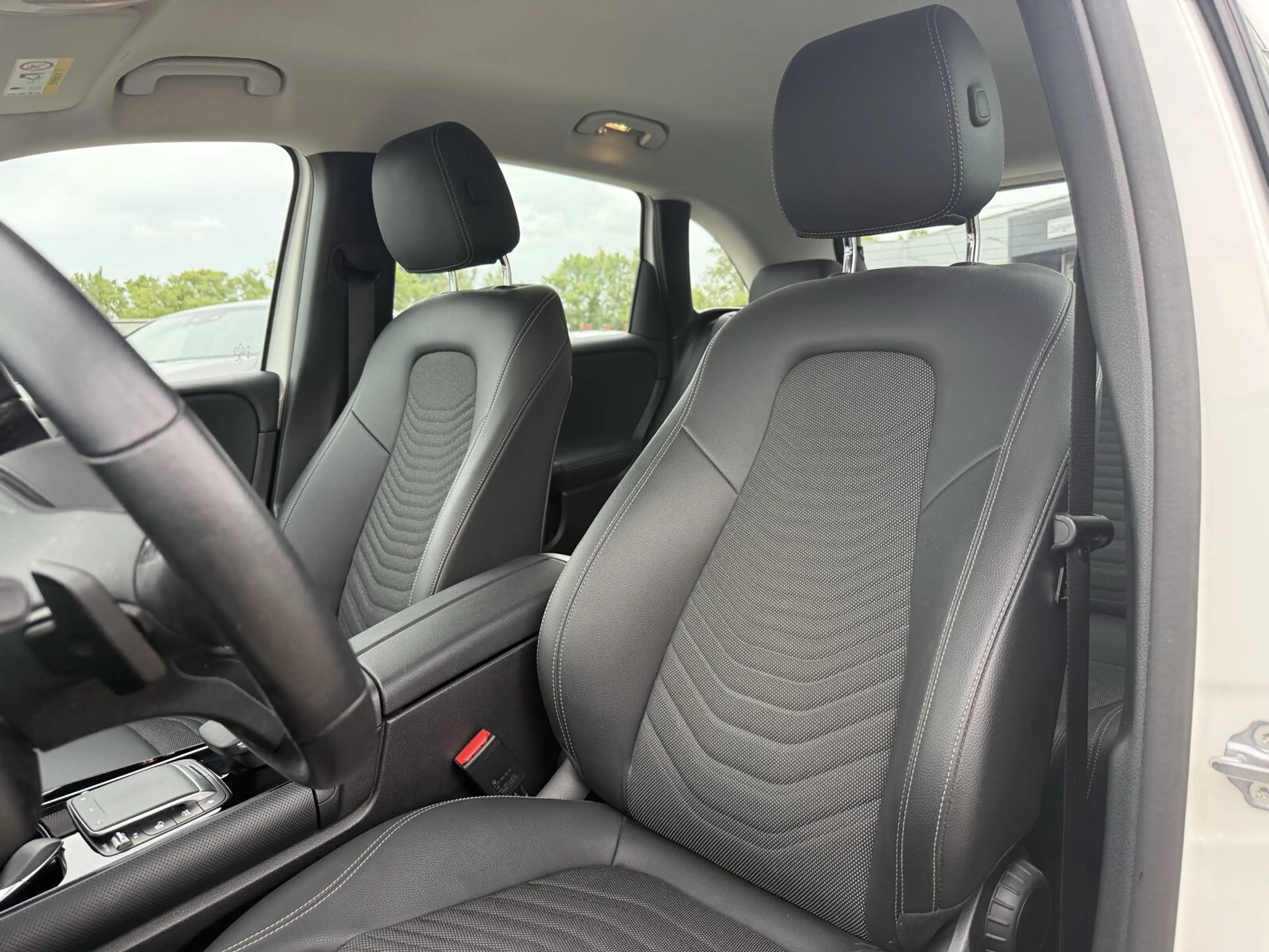 Mercedes-Benz B 250 B 250 e Style/Navi/Autom./Klima/LED/Park-Assist. — photo 13