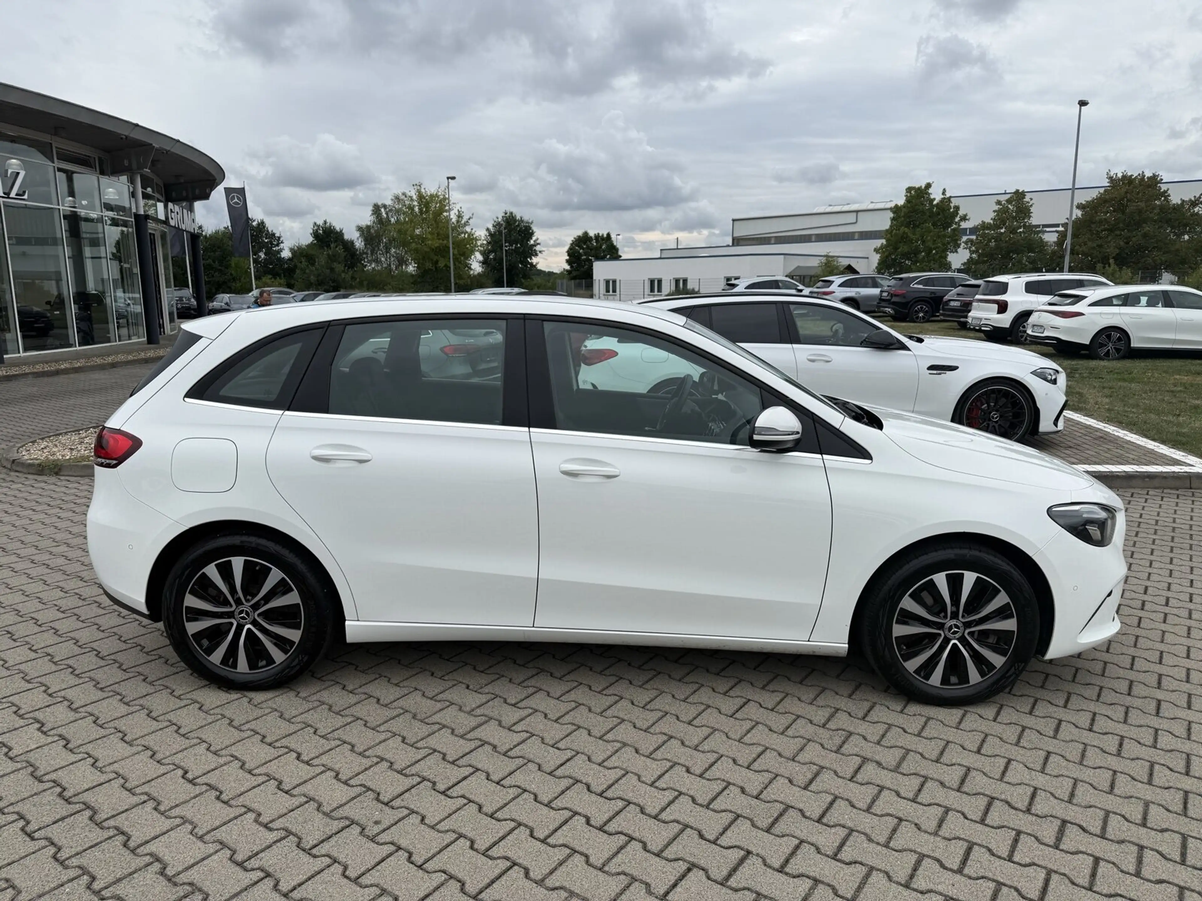 Mercedes-Benz B 250 B 250 e Style/Navi/Autom./Klima/LED/Park-Assist. — photo 4