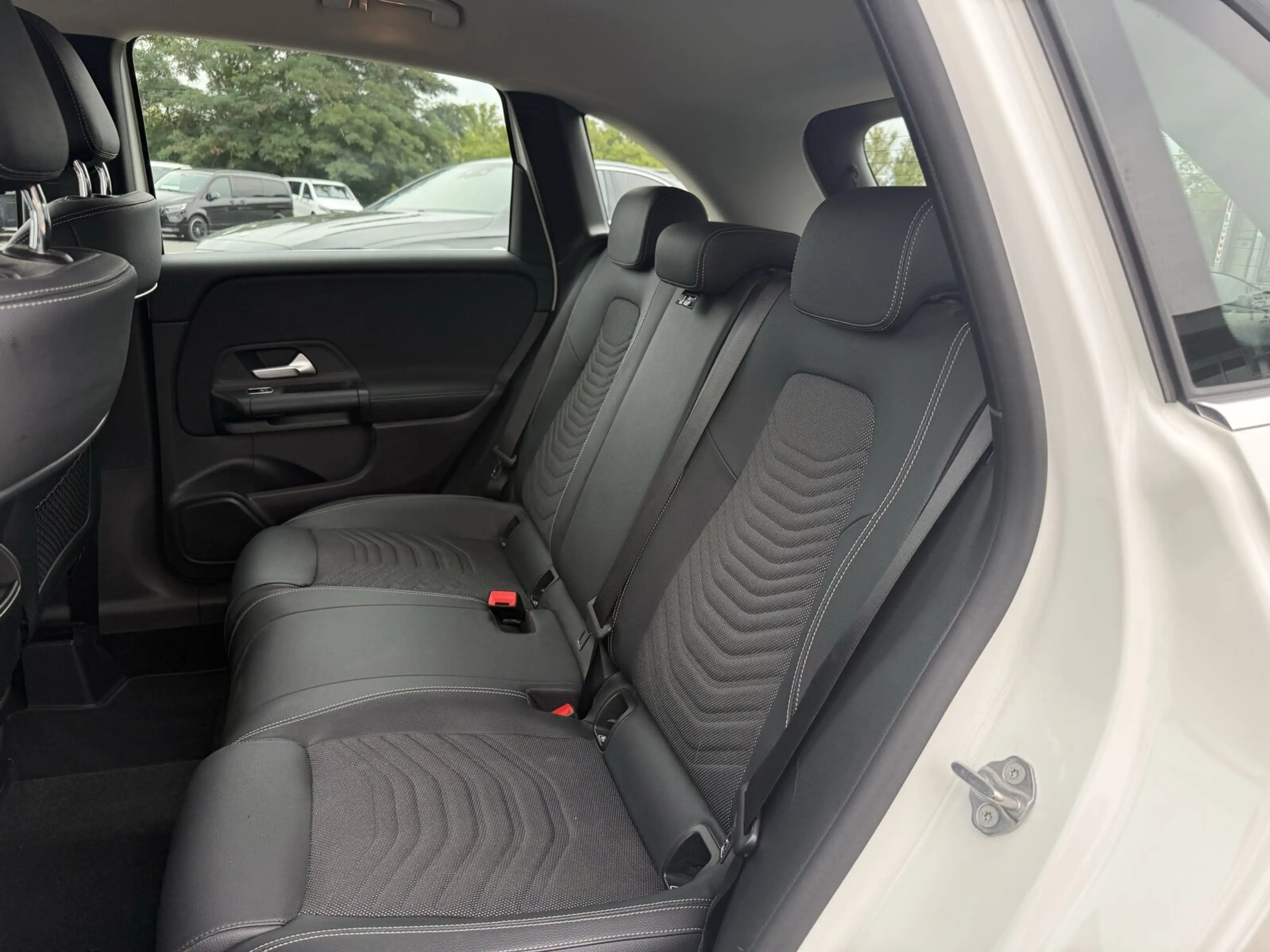 Mercedes-Benz B 250 B 250 e Style/Navi/Autom./Klima/LED/Park-Assist. — photo 14