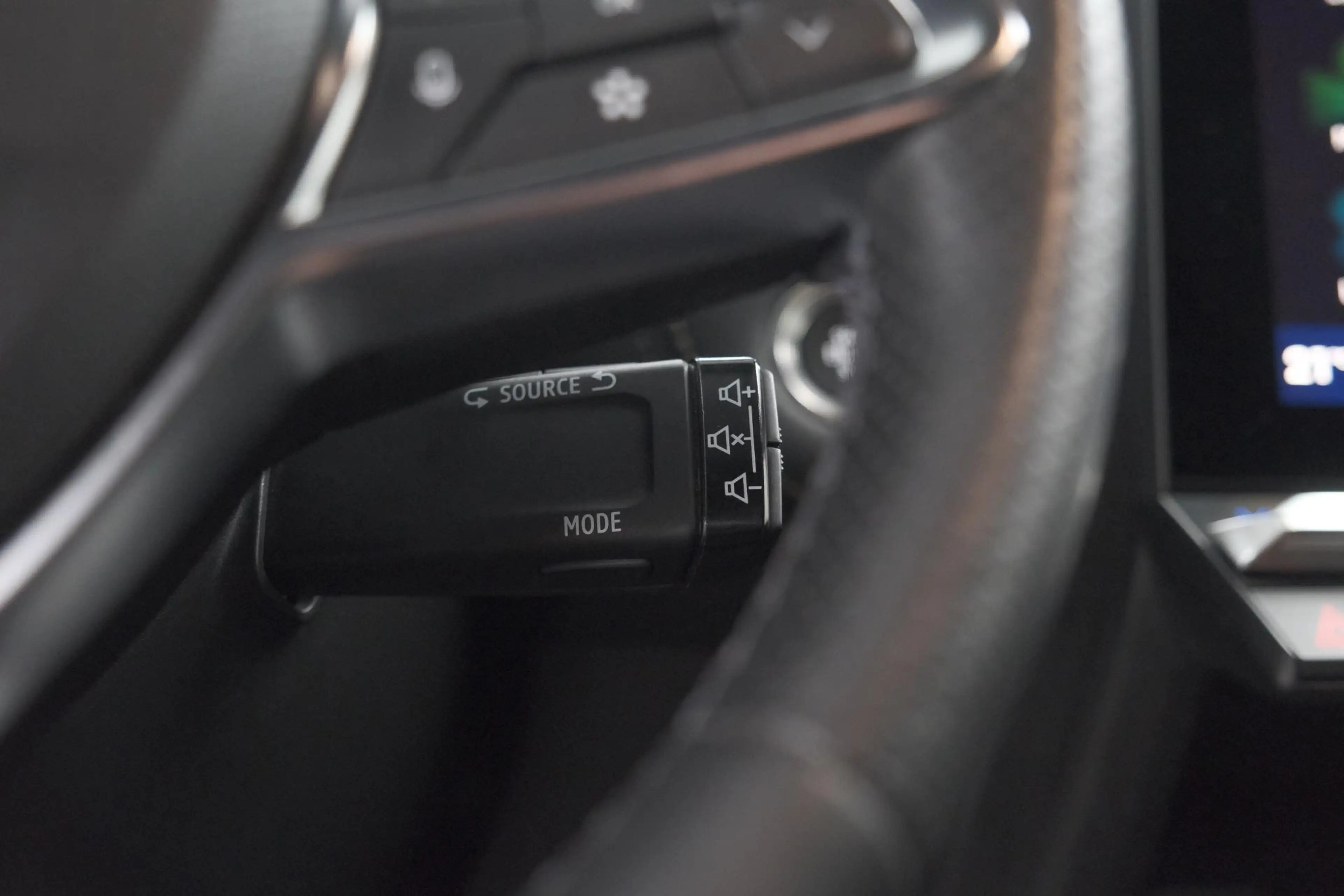 Renault Symbioz 1.6 E-Tech full hybrid 145 iconic | 360 Camera | P — photo 14