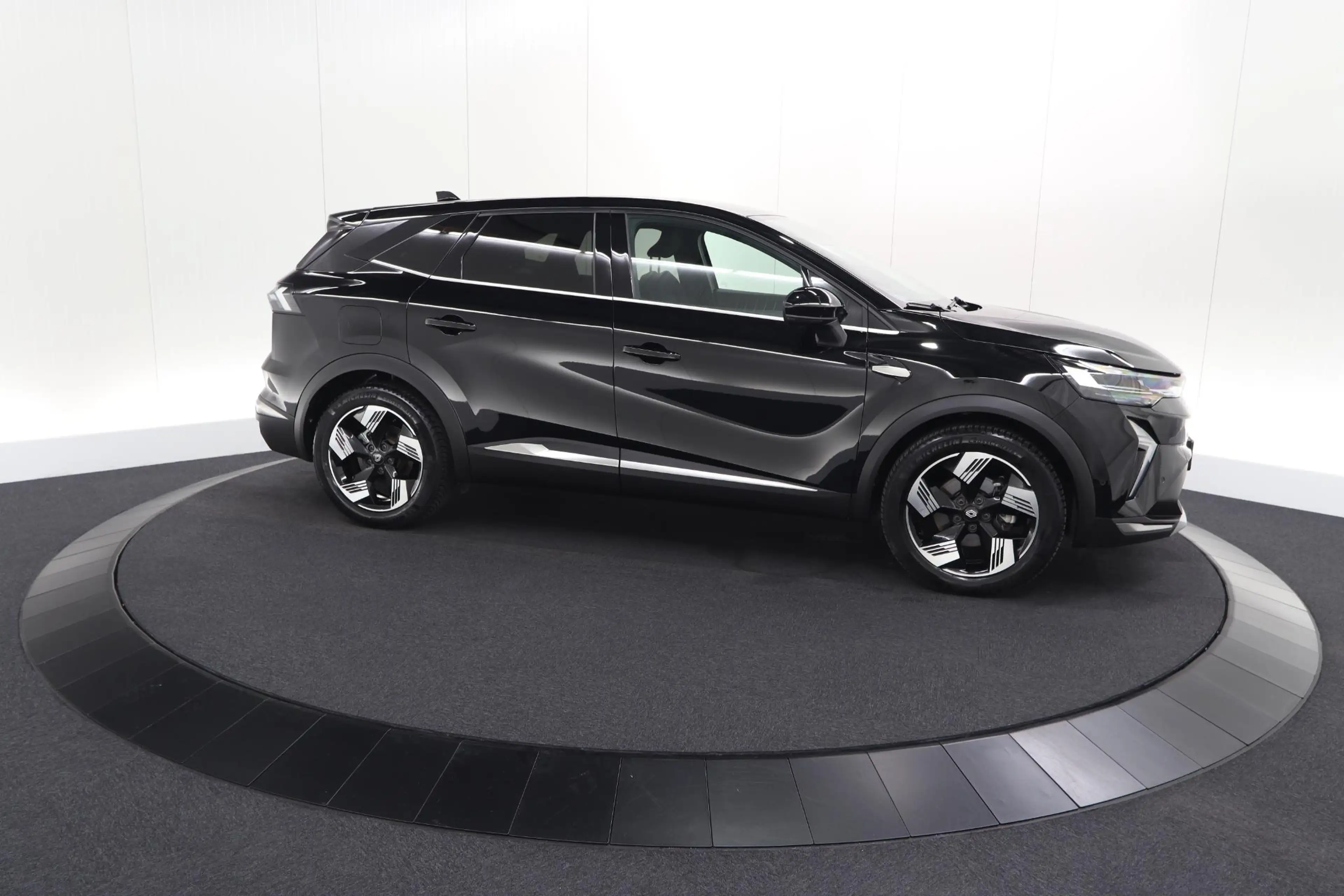 Renault Symbioz 1.6 E-Tech full hybrid 145 iconic | 360 Camera | P — photo 4