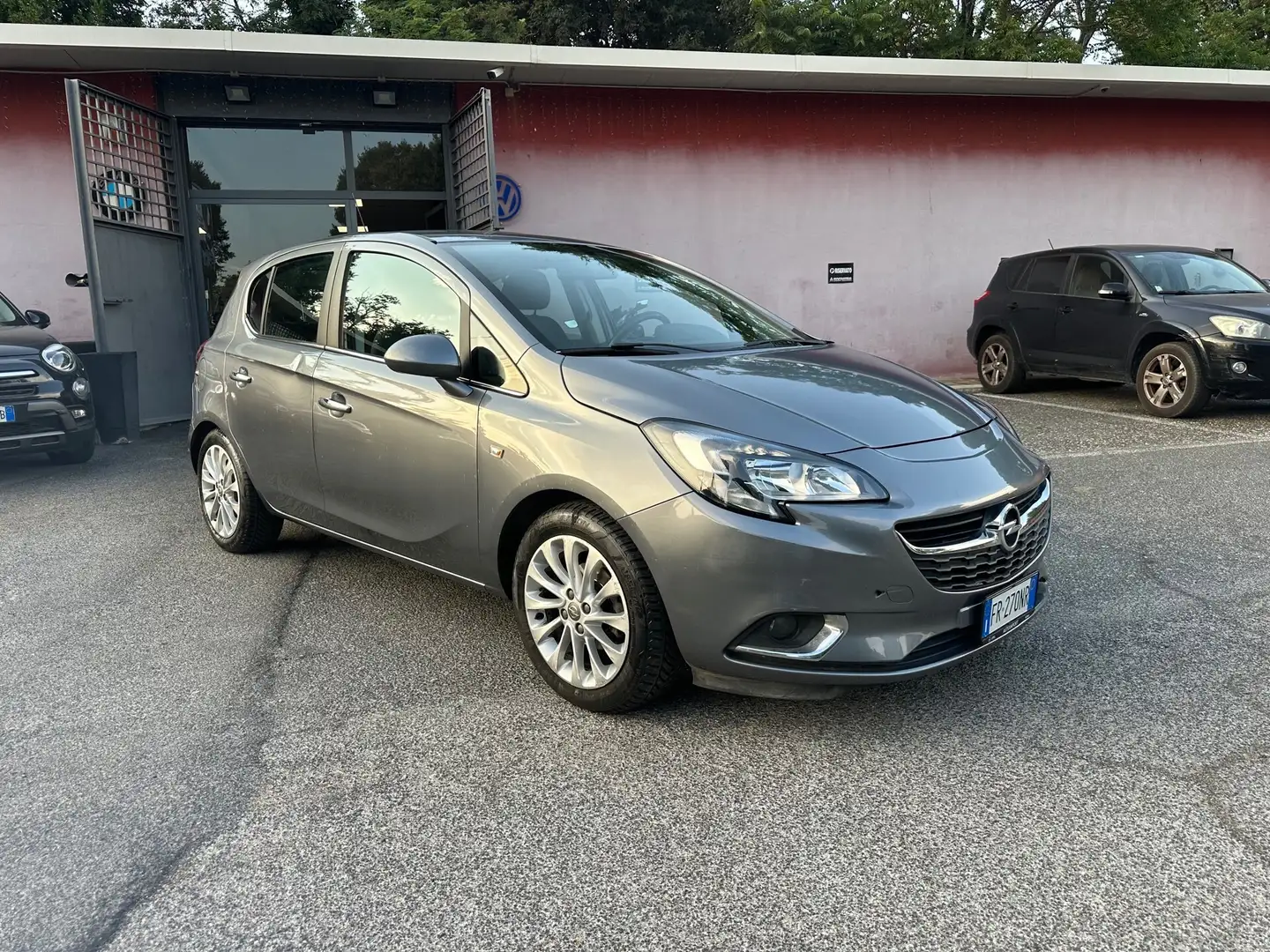 Opel Corsa 1.4 90CV Start&Stop 5 porte Innovation Automatica Grijs - 1