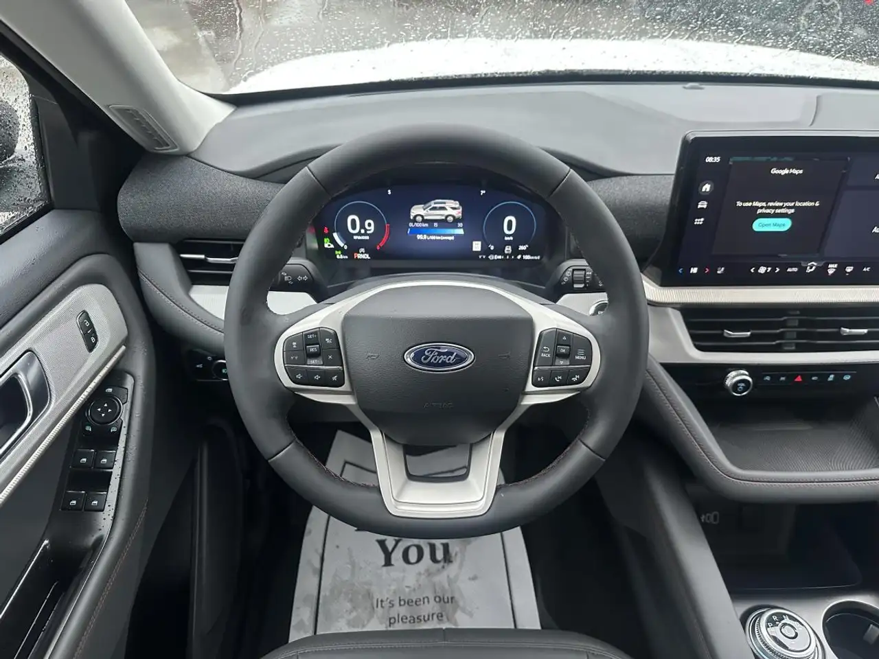 Ford Explorer снимка Ford Explorer