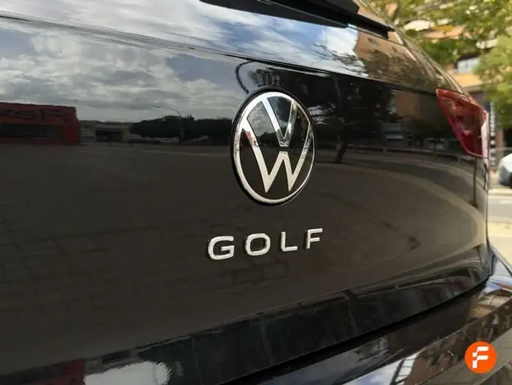 Volkswagen Golf 8 R-Line 1.5 TSI 2023, foto 15