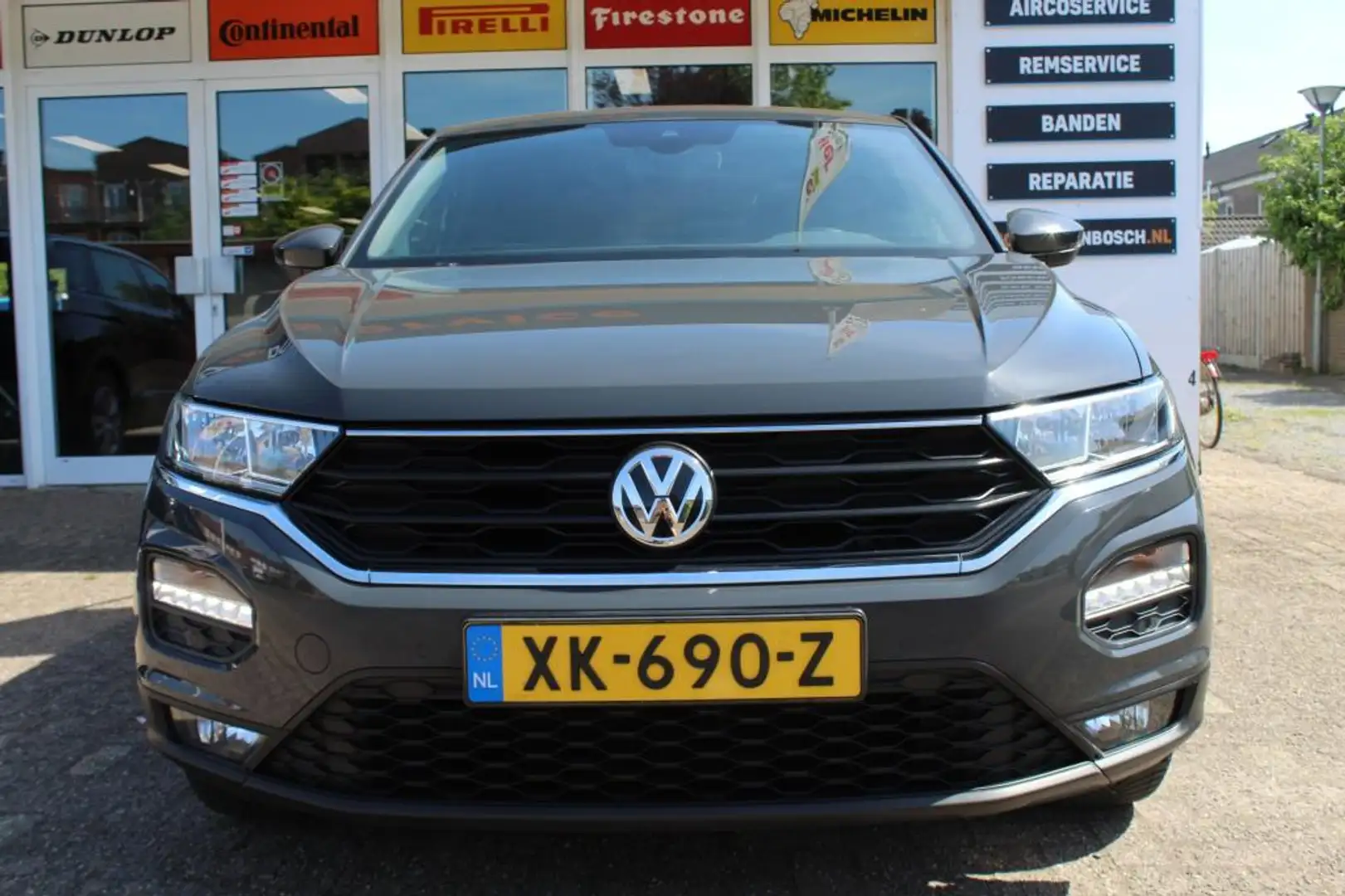Volkswagen T-Roc 1.0 TSI Style Gris - 2