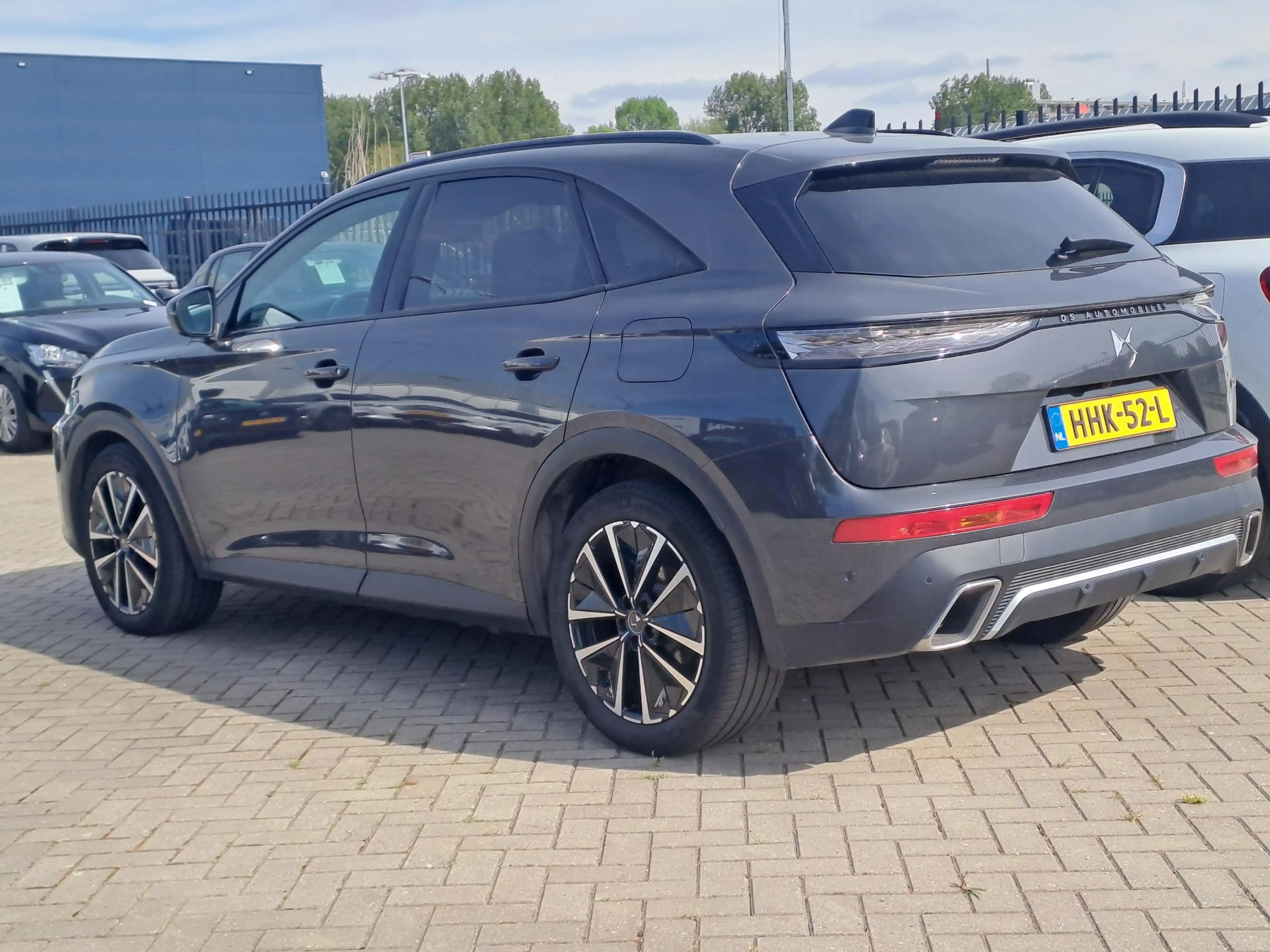 DS Automobiles DS 7 1.6 PHEV 300 4x4 Etoile — photo 2