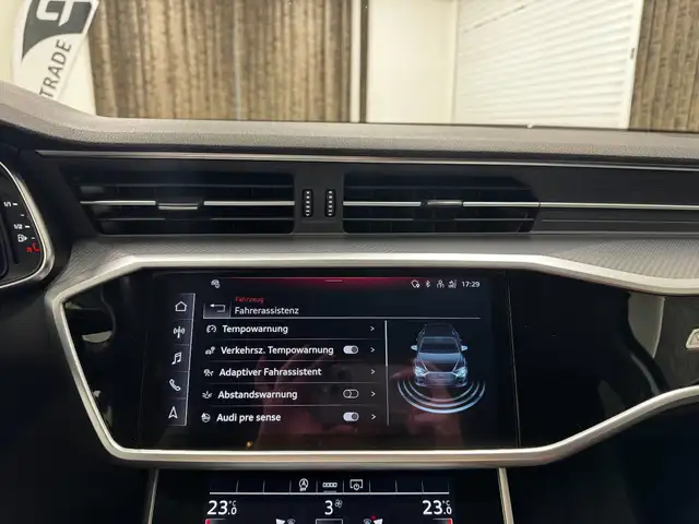 Audi A6 view 28