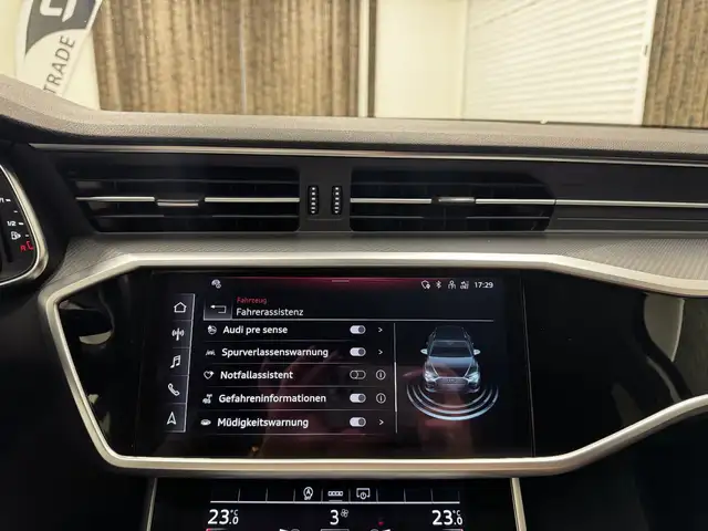 Audi A6 view 29