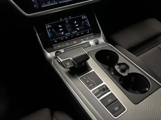 Audi A6 view 15