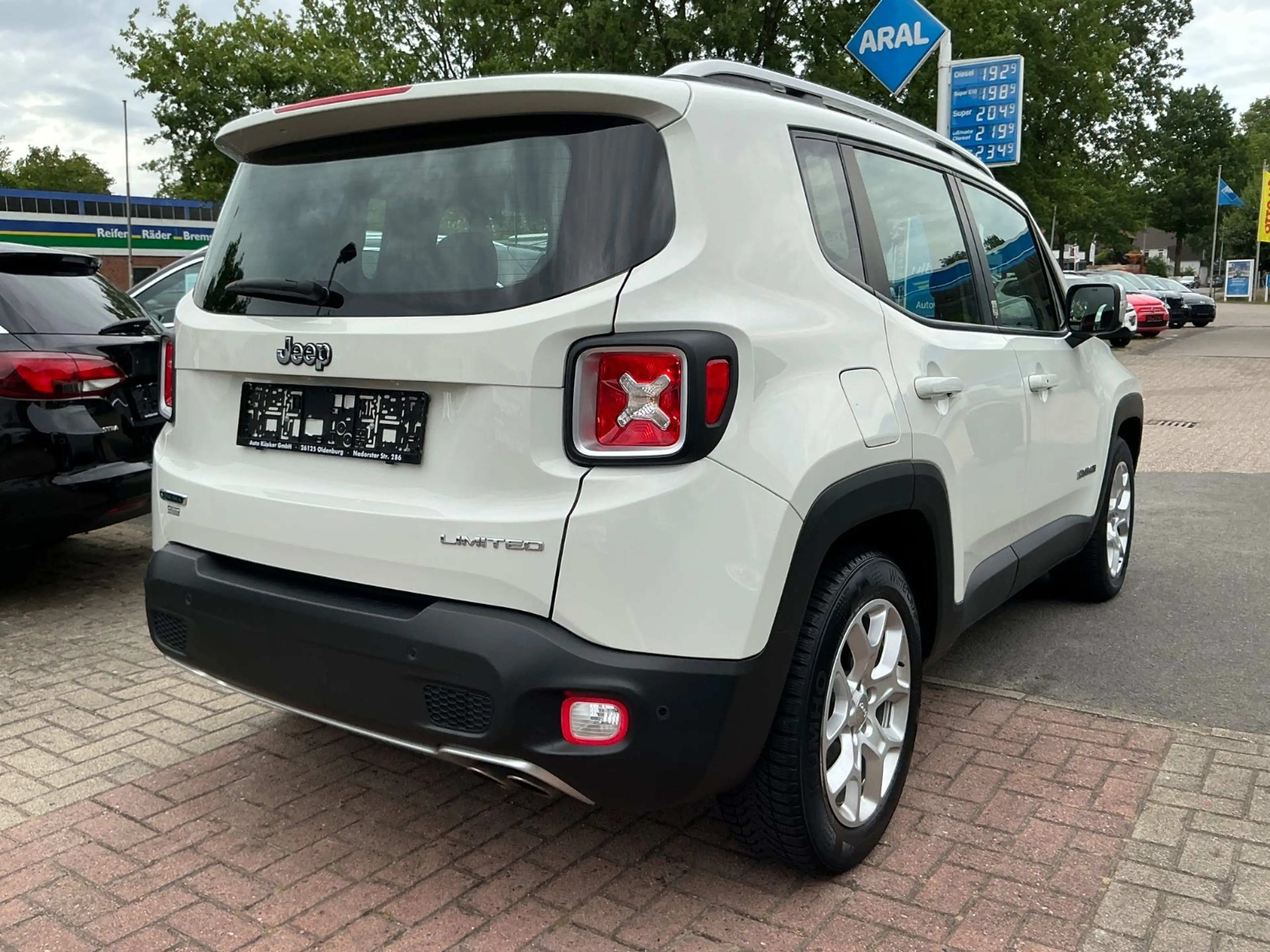 Jeep Renegade Adventure 1.6 Multijet SHZ LHZ BT NAVI — photo 5