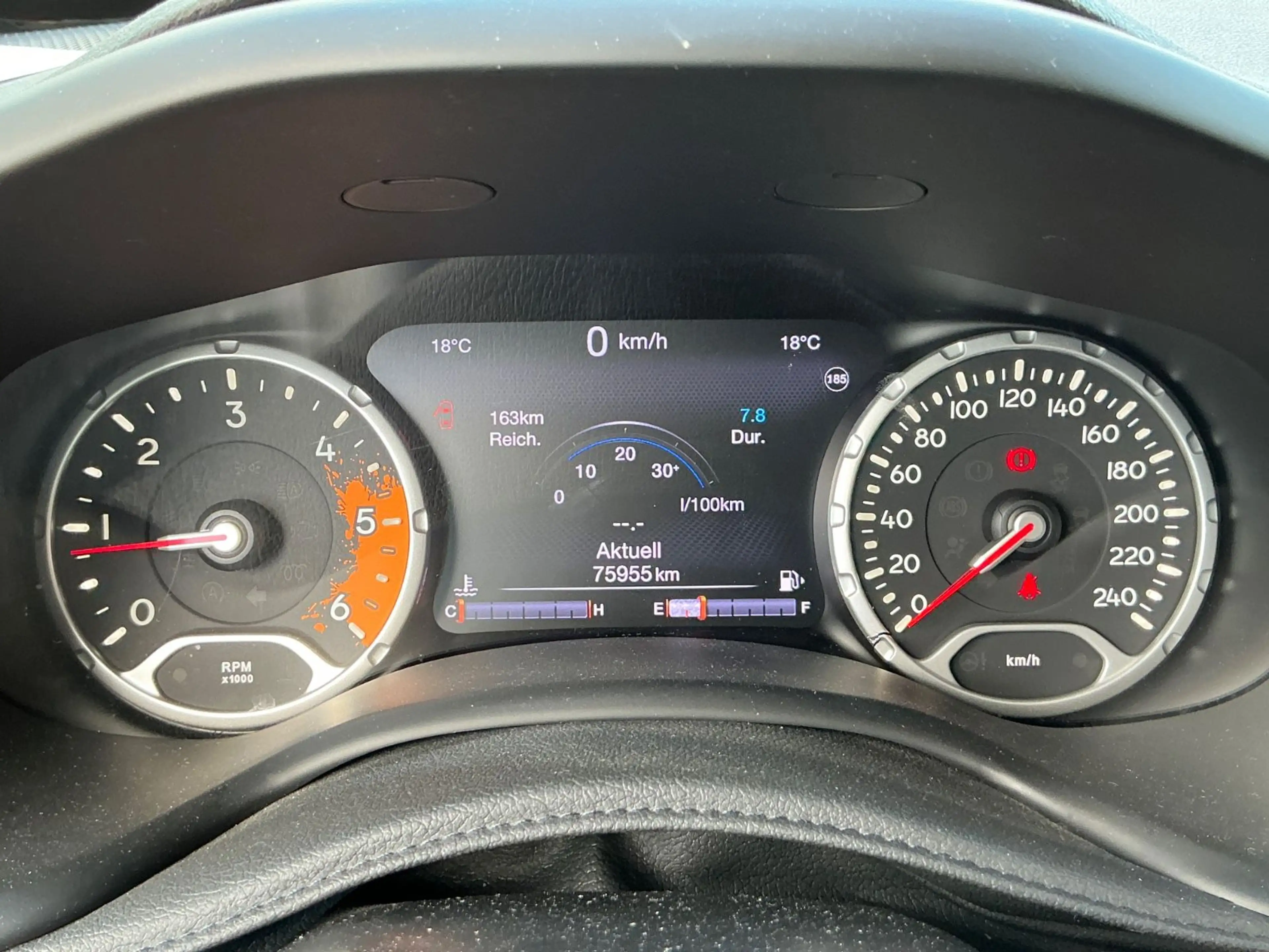 Jeep Renegade Adventure 1.6 Multijet SHZ LHZ BT NAVI — photo 16