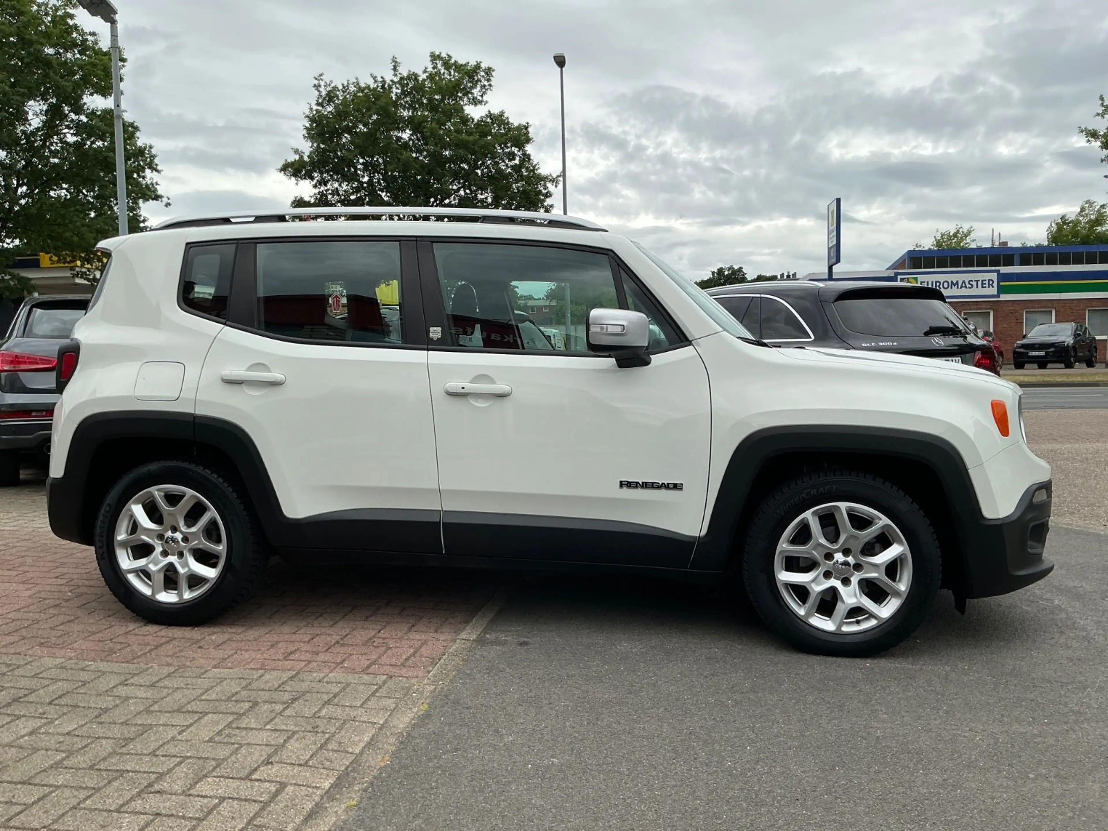 Jeep Renegade Adventure 1.6 Multijet SHZ LHZ BT NAVI — photo 6