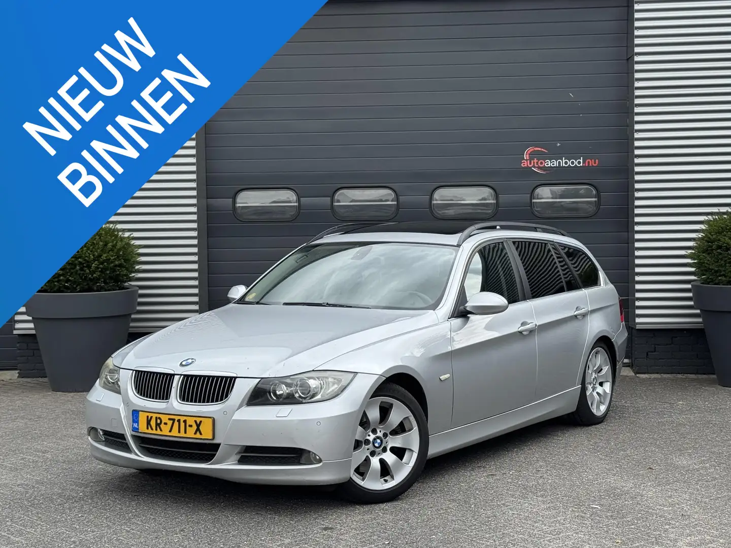 BMW 325 3-serie Touring 325d High Executive | Panoramadak Grijs - 1