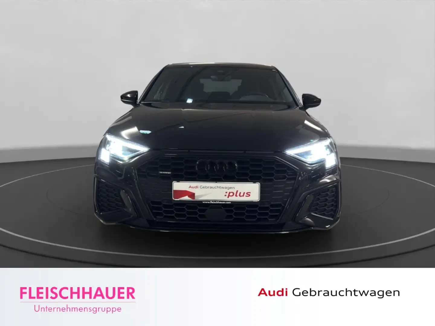 Audi A3 40 TFSI qu. S line Matrix+Navi+19''+B&O+VC+App-con Zwart - 2