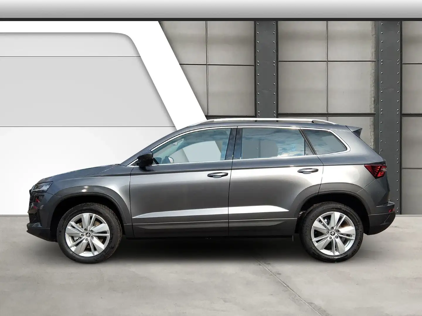 Skoda Karoq 1.5TSI 17" Kessy LED AHK Navi ACC eHeck Szürke - 2