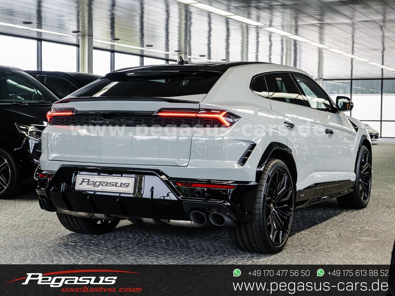 Lamborghini Urus SE 4.0 V8 *GRIGIO*PANORAMA*2xTV Fond*23 — photo 6