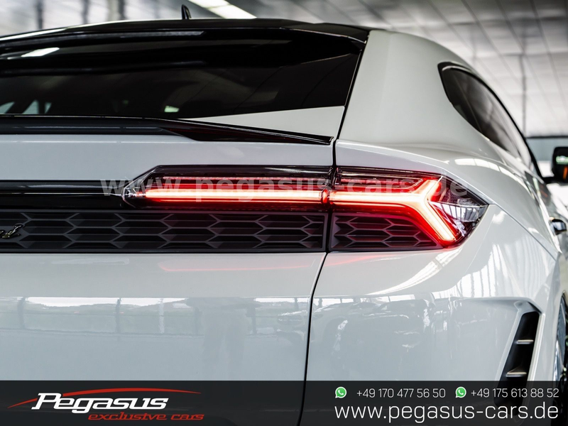 Lamborghini Urus SE 4.0 V8 *GRIGIO*PANORAMA*2xTV Fond*23 — photo 11