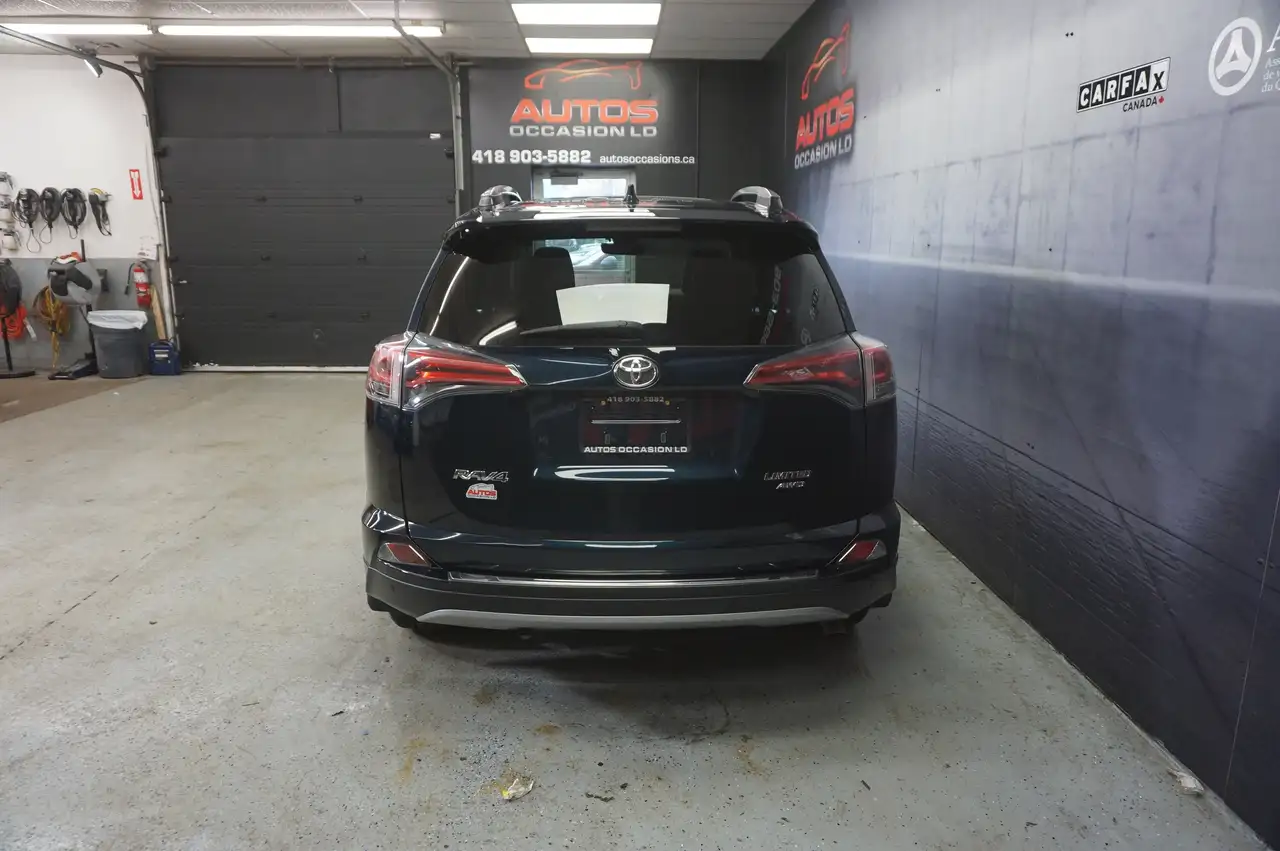 Toyota RAV 4 снимка Toyota RAV 4